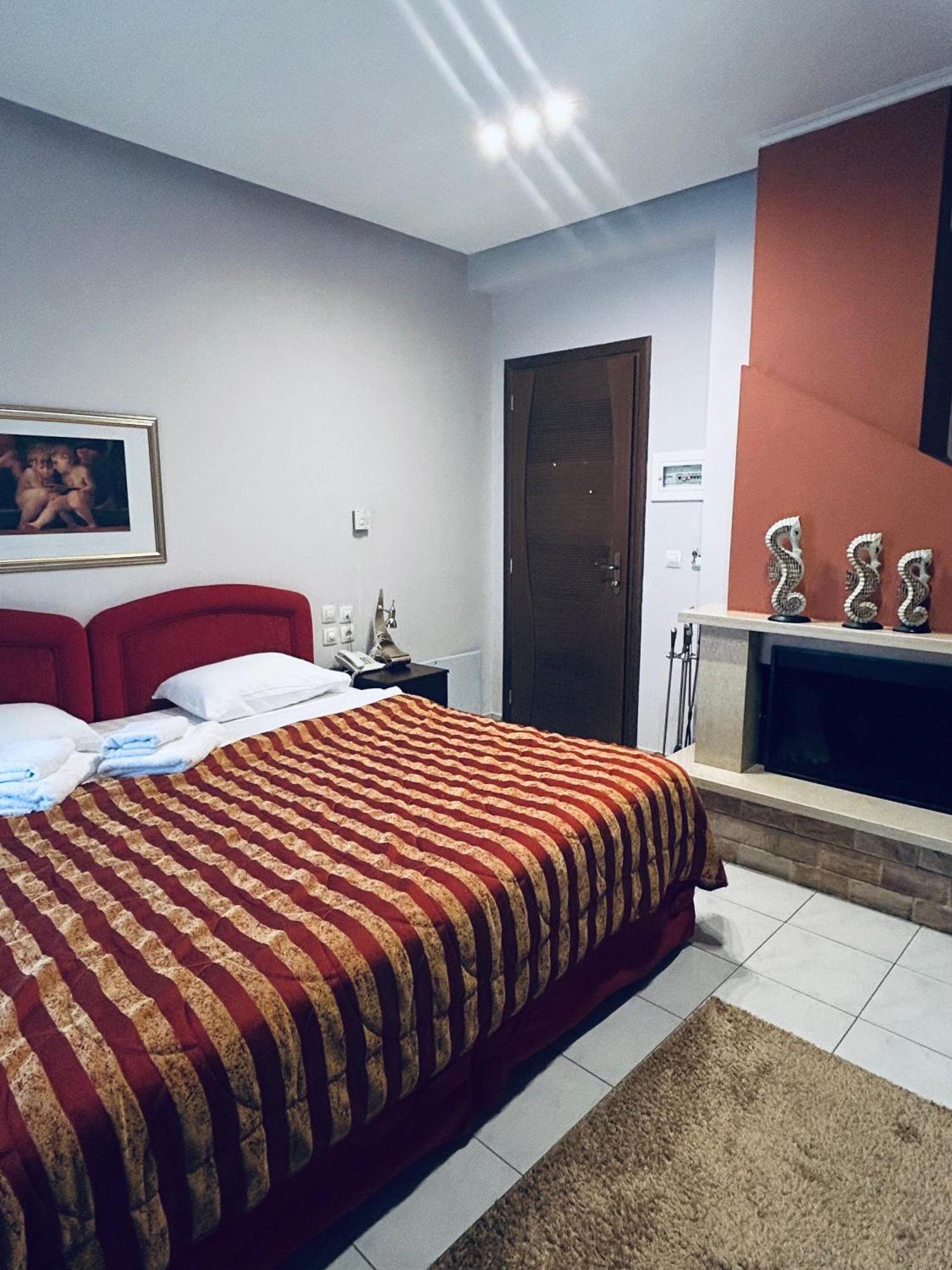 Hotel Athina Káto Loutrákion Zewnętrze zdjęcie